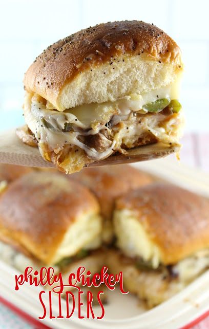 Philly Sliders, Sliders Recipes Hawaiian Rolls, Chicken Cheesesteak, Sliders Recipes Chicken, Cheesesteak Sliders, Chicken Philly, Philly Cheese Steak Sliders, Rotisserie Chicken Breast, Slider Sandwiches