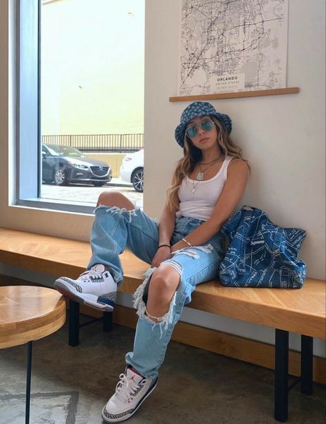 Cute Outfits With Jeans, Jordan Outfits, Cute Comfy Outfits, Denim Style, Edgy Outfits, White Summer, Streetwear Outfit, College Outfits, Cute Casual Outfits