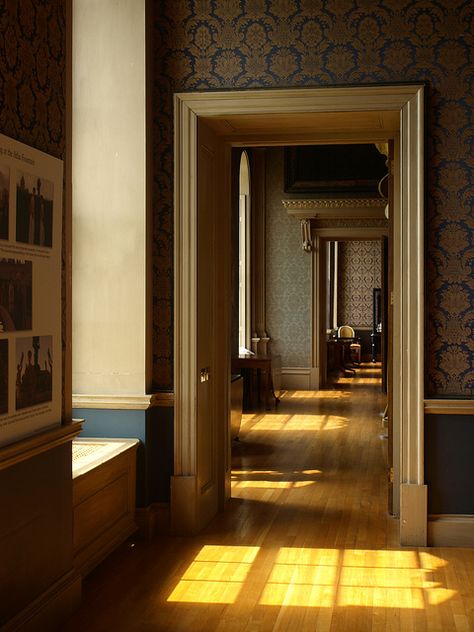 Interior of Castle Howard with sunlight Chateaux Interiors, Old House Interior, Castle Howard, Old Castle, Stately Home, Light Of The World, Classic Interior, Manor House, Vintage Modern