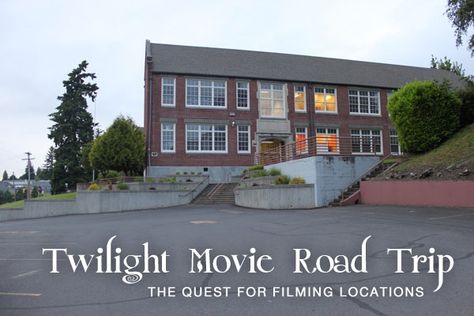 Road Trip - Finding Twilight Movie Filming Locations Twilight Trip, Forks High School, Twighlight Saga, Washington Adventures, Canon Beach, Portland Hotels, Twilight Photos, Movie Locations, Film Locations