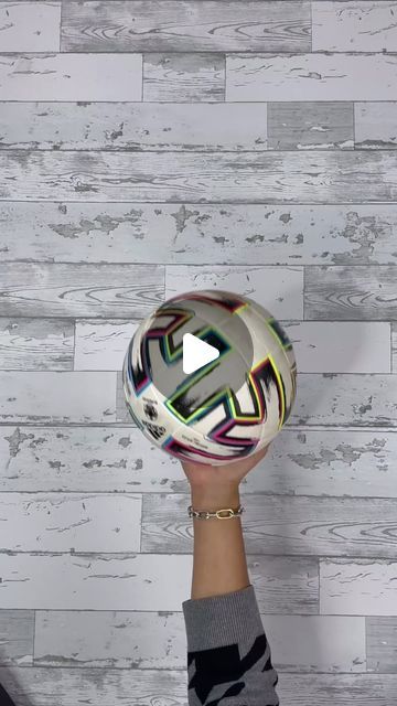 LENNIA (Folding Queen 👑) on Instagram: "Comment ‘GIFT’ & I’ll send you the link to my gift essentials!
Wondering how to wrap a round gift like a soccer ball? Check out these simple steps! #wrappinggifts #giftwrapping" How To Wrap A Soccer Ball, How To Wrap A Basketball, How To Wrap A Ball Gift, Wrap A Round Gift, Soccer Ball Gift, Glam Christmas Decor, Glam Christmas, How To Wrap, My Gift