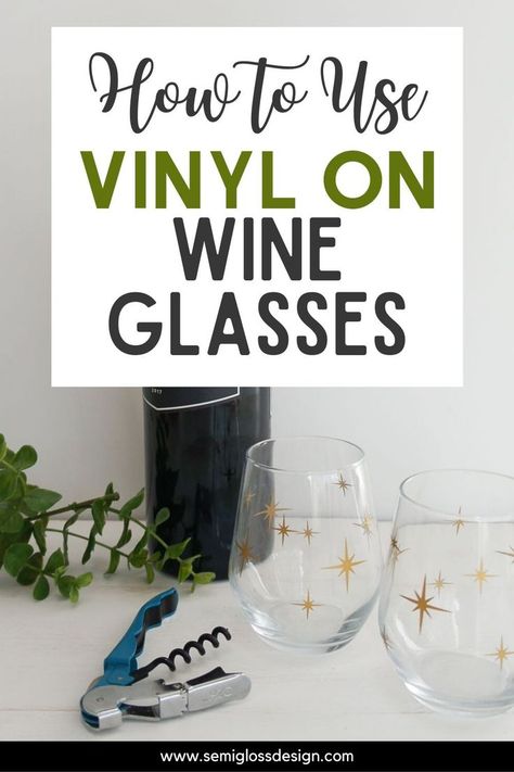 Learn how I made these lovely retro wine glasses using vinyl on wine glasses. It's so much fun to make your own DIY home decor using vinyl decals. Vinyl On Wine Glasses, Cricut Wine Glasses, Wine Glass Vinyl, Vinyl On Glass, Wine Glass Sayings, Christmas Wine Glasses, Diy Retro, Wine Glass Decals, Diy Wine Glasses