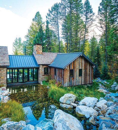 A Wyoming mountain retreat blends contemporary living with rustic style A House In The Woods, A Cabin, Earthship, Cabin In The Woods, Design Exterior, Mountain Retreat, Style At Home, Cabins In The Woods, Barndominium