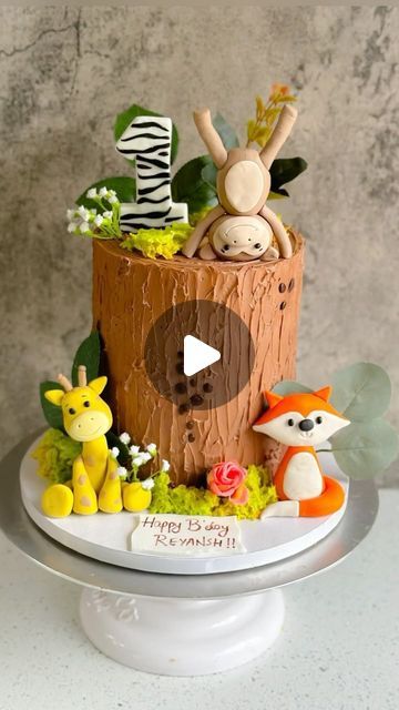 Wild Animal Cakes For Kids, Artistic Cakes Design, Animal Cakes For Kids, Cakes Without Fondant, Pairing Knife, 6 Inch Cake, Frosting Ideas, Safari Cake, Buttercream Cake Designs