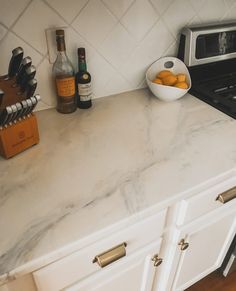 Diy Marble Countertops, Granite Tile Countertops, Countertop Makeover, Replacing Kitchen Countertops, Diy Kitchen Countertops, Formica Countertops, Laminate Counter, Painting Countertops, Epoxy Countertop