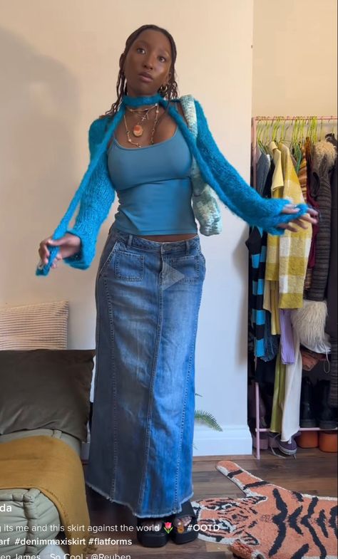 long denim skirt with blue cami Maxi Denim Skirt Outfit, Denim Maxi Skirt Outfit, Denim Skirt Outfit, Maxi Denim Skirt, Denim Skirt Outfits, Maxi Skirt Outfits, Boho Girl, Fit Board Workouts, Denim Maxi Skirt