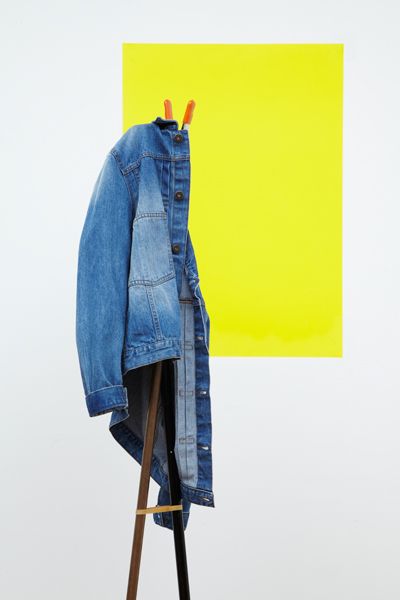 still life Denim Jacket Product Photography, Jacket Product Photography, Clothing Photoshoot Ideas Products, Jacket Photography, Denim Photography, Asos Menswear, Fashion Still Life, Oki Doki, Wardrobe Classic