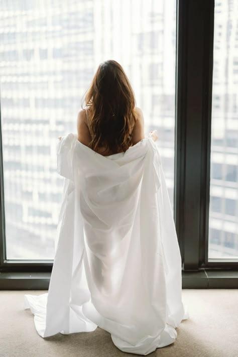 A bride wraps herself in the hotel sheets from the luxurious Langham hotel in Chicago for a boudoir photoshoot. Photoshoot Mood Board, Langham Hotel, Seductive Pose, Fairy Tale Wedding Dress, Luxurious Hotel, White Sheets, Instagram Photo Inspiration, Photography Women, My Dream