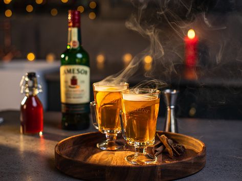 Jameson Whiskey Drinks, Hot Toddy Cocktail, Hot Toddy Recipe, Tea Syrup, Irish Coffee Recipe, Toddy Recipe, Irish Tea, Winter Cocktails Recipes, Spiced Tea