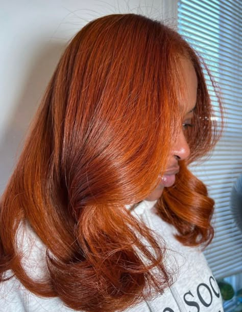 Ginger Hair Inspo, Hair Dye Colours, Copper Ginger, Dark Ginger, Natural Hair Dye, Hair Colors Ideas, Color For Black Hair, Glamour Hair, Hair Colors And Styles