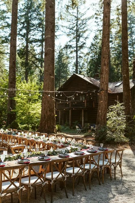 Woodsy Romantic Loloma Lodge Wedding » Event Crush Montana Outdoor Wedding, Outdoor River Wedding, Oregon Fall Wedding, Lodge Wedding Venues, Central Oregon Wedding, Small Oregon Wedding, Outdoor Wedding Mountains, Redwood Wedding Decorations, Rustic Cabin Wedding