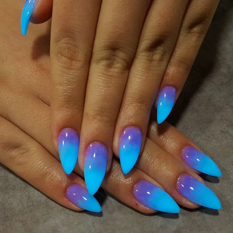 Neon Blue Ombre Nails, Neon Blue And Purple Nails, Neon Blue Almond Nails, Purple Blue Nails Designs, Purple Blue Ombre Nails, Neon Blue Nails Design, Purple And Blue Nails Ideas, Blue And Purple Ombre Nails, Blue And Purple Nails Designs