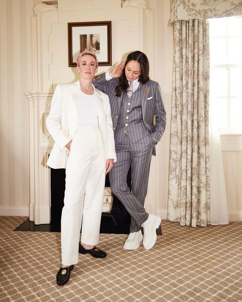 Lesbian Fashion Formal, Tux Women, Lesbian Wedding Outfits Suits Style, Couple Fashion Matching, Tomboy Wedding Outfit, Lesbian Wedding Suit, Lesbian Wedding Outfits, Masc Lesbian, Basketball Women