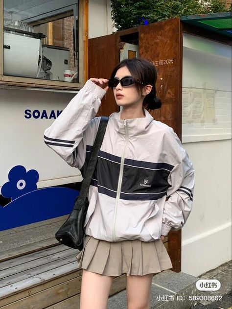 Urban Fashion Style, Jackets For Women 2023, Christmas Collar, Fashion Outfit Ideas, Urban Style Outfits, Autumn 2023, 가을 패션, Urban Outfits, Korean Outfits