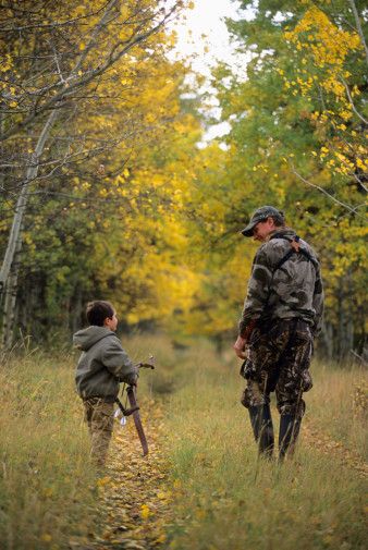 some day Father Son Hunting, Hunter Photoshoot, Country Dad Aesthetic, Hunting Family Pictures, Hunting Family, Youth Hunting, Kids Hunting, Father Daughter Photos, Goose Hunting