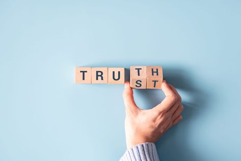 How Leaders Build Trust at Work Through Authenticity - Mindful Leadership Images, Trust Images, Education Magazine, Learned Helplessness, Authentic Leadership, Honesty And Integrity, Thought Leadership, Building Trust, Business Studies