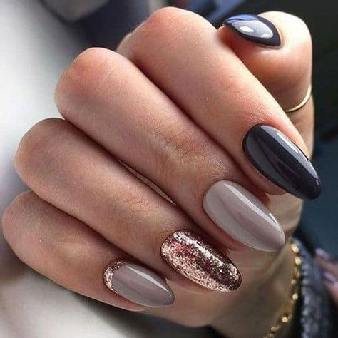 40+ New Years Nails Designs For Every Kind Of Night | Nail Art Easter, Ombre Nail Design, New Years Nail Designs, New Years Nails, Nagellack Trends, Ombre Acrylic Nails, Ombre Nail Designs, Super Nails, Stamping Nail Art