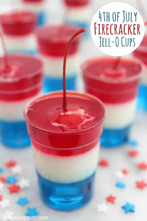 Simple Layers, Fourth Of July Drinks, 4th Of July Cocktails, Jello Cups, Blue Jello, Wonder Woman Party, Meals For Four, Dessert Shots, Patriotic Desserts