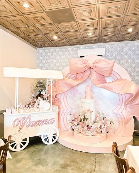 Sweet 16 Bow Theme, Bow Backdrop Ideas, Coquette Backdrop, Ballet Backdrop, Luxury Ribbon Bow For Party, Bow Party Theme, Giant Bow Backdrop, Bow Themed Birthday Party, Bow Backdrop