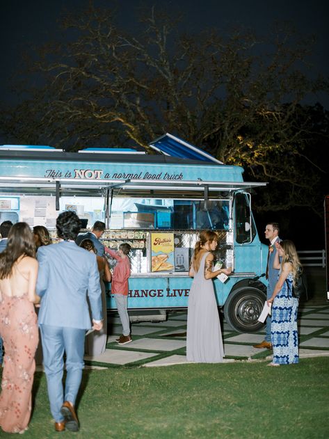 Wedding Food Trucks Ideas, Taco Truck At Wedding, Wedding Food Truck Ideas, Wedding Taco Truck, Food Trucks At Weddings, Drive Through Wedding, Food Truck At Wedding, Taco Truck Wedding, Food Truck Wedding Reception