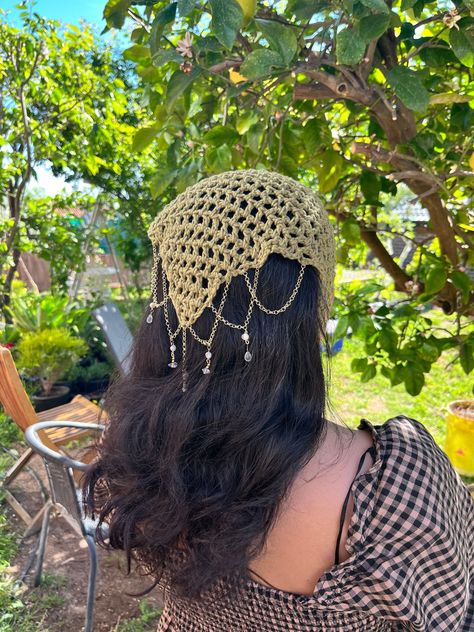 How To Wear Crochet Bandana, Earthy Crochet Projects, Crochet Head Piece, Braided Crochet Headband, Crochet Headband Patterns, Crochet With Beads, Funky Crochet, Bandana Crochet, Braided Crochet