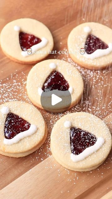 @decorelement on Instagram: "Santa hat Linzer cookies 🎅🏻❤️ make the Santa hat with a heart shaped cookie cutter 😍 so easy and so cute 😍 Baker credit: @_bellabakes #cookiedecorating #cookies #christmascookies #santahat #linzer #shortbreadcookies #cookieart #christmasinspiration #christmasideas" Linzer Cookies Recipe, Cookie Recipes Decorating, Linzer Cookies, Hat Cookies, Heart Cookie, Jam Cookies, Xmas Food, Heart Cookies, Cut Out Cookies