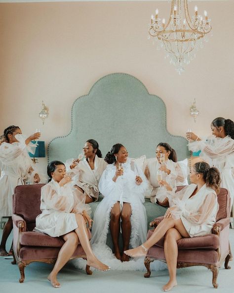 Elegant wedding morning prep featuring a bride and her bridesmaids getting ready in luxury and style at Hawkstone Hall in Shropshire. Bridesmaid Prep, Wedding Morning Getting Ready, Bridesmaids Getting Ready, Classic Elegant Wedding, Country House Wedding Venues, Country House Wedding, Green Pastures, Bridal Preparation, City Bride