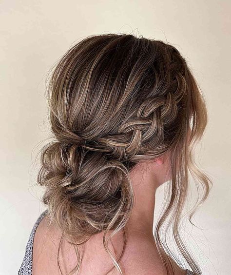 22 Glamorous Messy Updos You’ll See in 2024 Chic Updo Hairstyles, Messy Updo Hairstyles, Wedding Guest Updo, Messy Updos, Chic Updo, Hairstyles For 2023, Bridal Updos, Ulzzang Hair, Messy Hair Updo