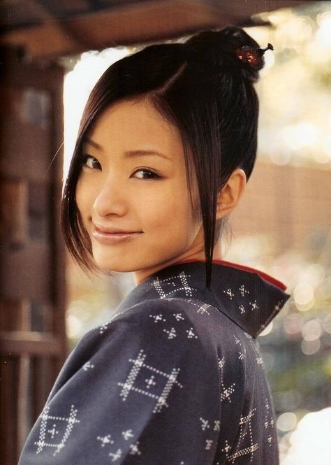 Aya Ueto, Japanese Movies, Moving Pictures, Favorite Celebrities, Blue Dresses, Express Yourself, Girls Dresses, A Place, Actresses