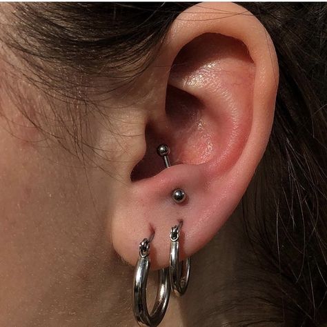 Anti Tragus Piercing, Anti Tragus, Cool Piercings, Cute Ear Piercings, Tragus Piercing, Tragus Piercings, Hair Nails, Body Modifications, Piercing Tattoo