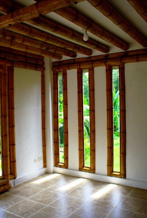 Bamboo Building, Hut House, Bamboo House Design, Earthship Home, Mud House, Bamboo Structure, Bamboo Architecture, Bamboo Decor, Bamboo Construction