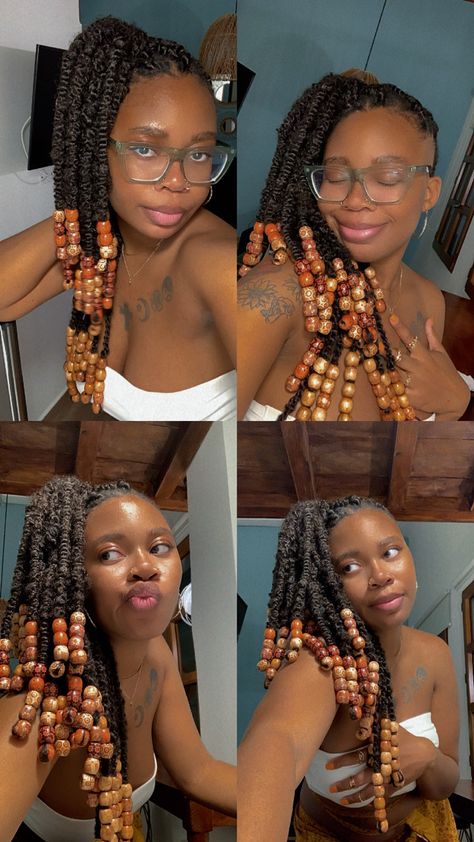 Big Beads For Hair, Rope Twist With Beads, Spring Twist With Beads, Twist With Beads Hairstyles, Jumbo Twists With Beads, Long Locs With Beads, Island Twist With Beads, Wooden Beads Hairstyles, Beads On Twists