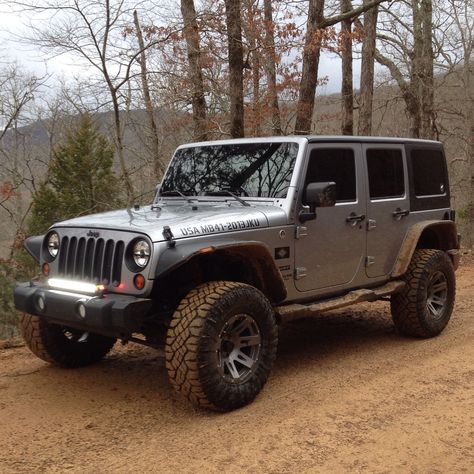 Silver Jeep Wrangler, Silver Jeep, Jeep Adventure, New Jeep Wrangler, Escape Pod, 2013 Jeep Wrangler, Jeep Camping, Jeep Ideas, Car Things