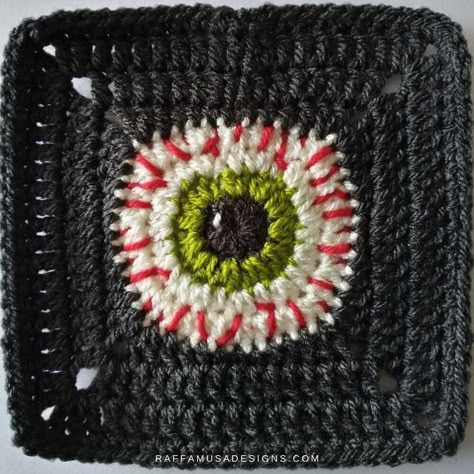 Halloween Eye Granny Square Halloween Granny Square, Eye Granny Square, Square Crochet Pattern, Halloween Crochet Patterns, Crochet Design Pattern, Crochet Square Patterns, Granny Squares Pattern, Crochet Granny Square, Fun Crochet Projects