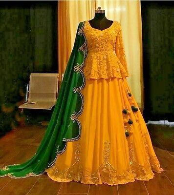 डिजाइनर कपड़े, Haldi Dress, Baju Kahwin, Haldi Outfits, Function Dresses, Wedding Lehenga Designs, Lehnga Dress, Gaun Fashion, Green Lehenga