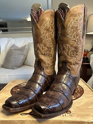 ad eBay - Lucchese Men's Handmade "Burke" Exotic Distressed Chocolate Giant Alligator 8.5D - Buy Now, click the link (eBay) Giant Alligator, Alligator Boots, Men Footwear, Western Style Boots, Clothing Men, Style Boots, Mens Shoes Boots, Men Clothing, Western Style