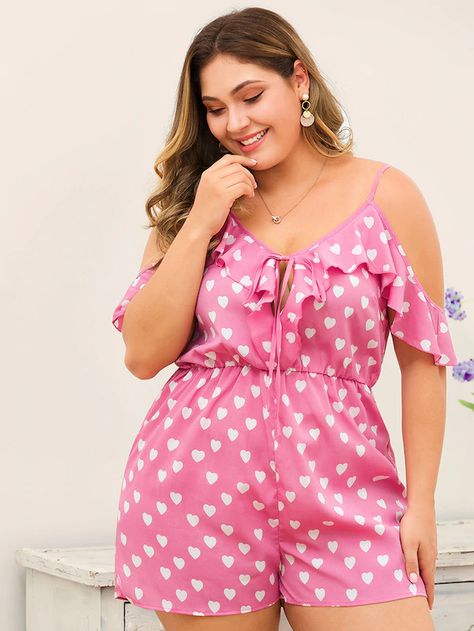 Plus Heart Print Ruffle Trim Cami Romper | SHEIN Cami Romper, Plus Size One Piece, Plus Size Romper, Plus Size Jumpsuit, Plus Size Kleidung, Printed Rompers, Plus Size Casual, Heart Print, Rompers Women