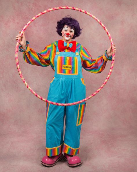 Silly Clown Costume, Classic Clown Costume, Colorful Clown Costumes, Clown Outfit Male, Clown Overalls, Vintage Clown Aesthetic, Couture Clown, Clown Costume Ideas, Clown Pictures