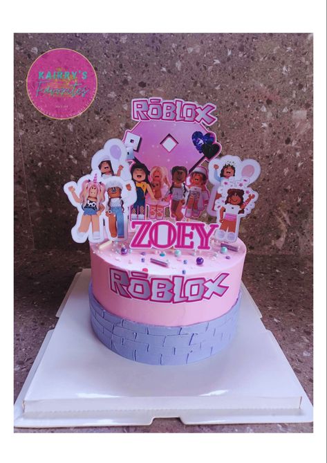 Roblox Cake Girl, Roblox Birthday Cake, Cake Pic, Roblox Party, Roblox Cake, Roblox Birthday, Cake Girl, Hulk Marvel, Girl Cake