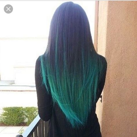 Blue And Green Hair, Blue Ombre Hair, Teal Hair, Ombre Hair Extensions, Hair Ombre, Beautiful Hair Color, Ombré Hair, Hair Color Blue, Ombre Hair Color