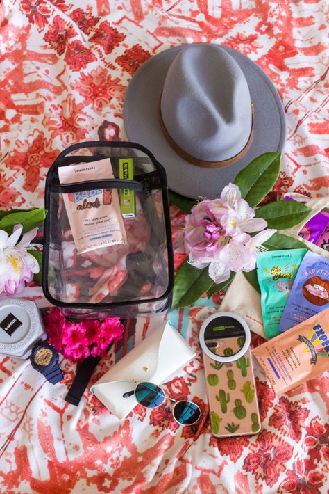 Concert Necessities, Festival Needs List, Festival Necessities, Festival Packing List Uk, Festival Checklist Packing Lists, Music Festival Necessities, Festival Bag Essentials, Music Festival Bag Essentials, Road Trip Camping