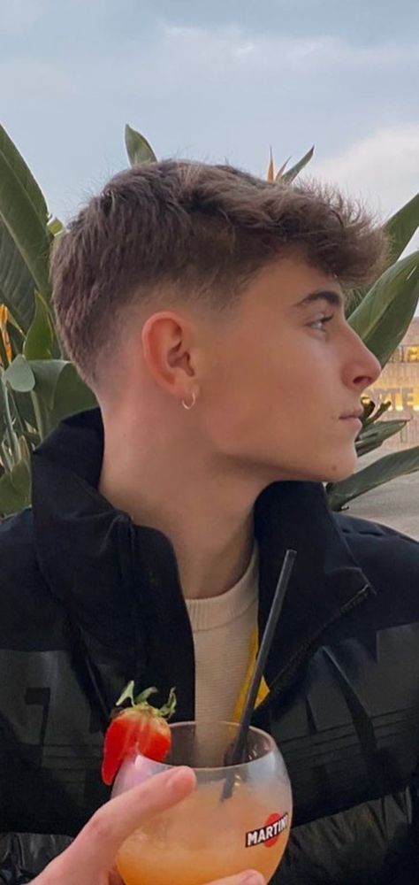 Low Fade Long Hair, Mens Haircuts Thick Hair, Taper Fade Short Hair, Low Taper Fade Haircut, Mid Fade Haircut, Men Fade Haircut Short, High Fade Haircut, Low Skin Fade, Drop Fade Haircut