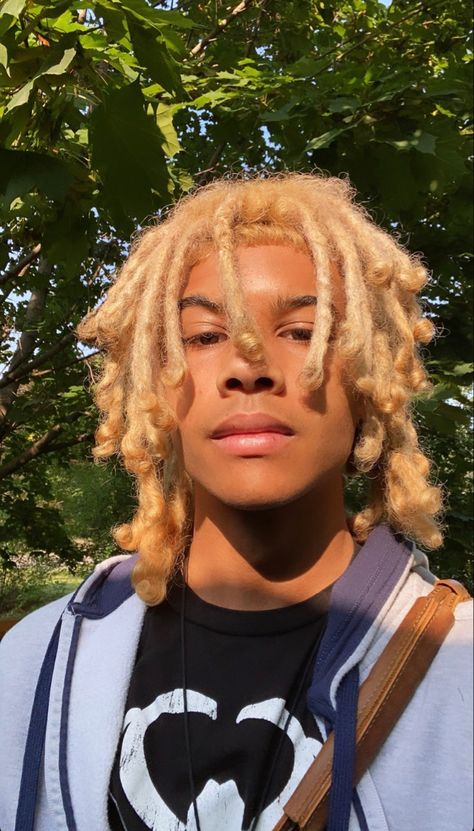 Let The Sun Talk, Hairstyles For Guys, Dreadlocks Men, Blonde Dreadlocks, Cute Dreads, Dreadlock Hairstyles For Men, Dread Hairstyles, Edgy Hair, Dreadlock Hairstyles