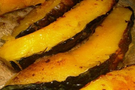 Grilled Pumpkin With Rosemary and Sea Salt. Photo by Karen Elizabeth Grilled Pumpkin, Wine Paring, Vegetarian Eating, Sea Salt Recipes, Grilled Fruit, No Salt Recipes, Fresh Rosemary, Vegetable Sides, Vegan Paleo