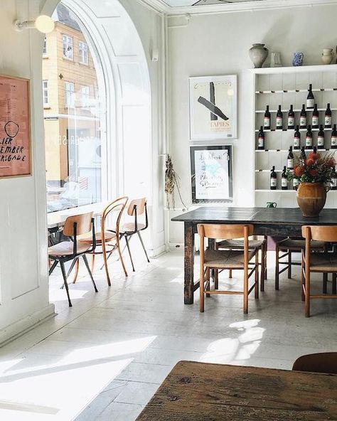 the 5 best coffee shops in copenhagen on apartment 34 #coffeeshop Best Coffee Shop, French House, Cheap Decor, Cafe Interior, Eclectic Decor, Cheap Home Decor, Coffee House, Room Table, Restaurant Design