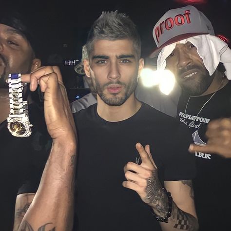 Zayn Malik Blonde, Zayn Malik 2012, Zayn Malik 2015, Mid Haircut, Zayn One Direction, Zany Malik, Zayn Malik Video, Zayn Malik Style, Zayn Malik Photos