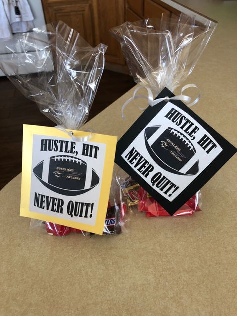 Football Spirit Treat Ideas, Homecoming Treats For Football Players, Sports Booster Club Ideas, Football Team Treat Ideas, Locker Treats For Football, Football Team Gifts High School, Football Game Treats For Players, Game Day Locker Treats, Football Team After Game Snacks