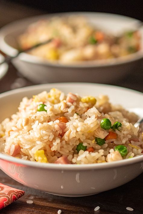 Fried rice is a great local dish to make if you have a lot of leftover ingredients. Since rice is pretty much a staple in Hawaii, guarantee there will be leftover rice. So, put that rice together with veggies of your choice and any leftover meat, and now you have fried rice! You know it’s local fried rice if you either have spam, lup cheon, char siu, shrimp, chicken, beef, or Portuguese sausage. I also heard that bacon is great for this dish too! Meat Fried Rice, Hawaiian Fried Rice, Ono Kine Recipes, Spam Fried Rice, Local Recipes, Hawaiian Recipes, Making Fried Rice, Hawaiian Dishes, Bacon Fries