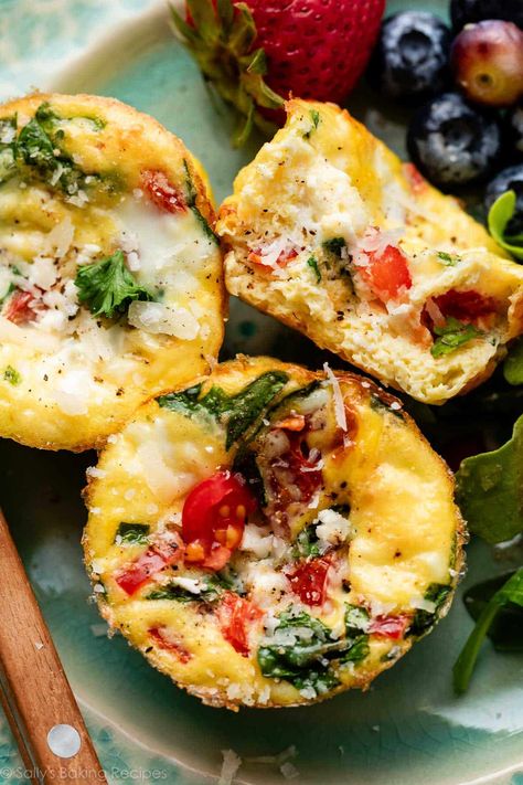 Breakfast Egg Muffins (Frittata Muffins) Mini Egg Muffins, Frittata Muffins, Breakfast Egg Muffins, Egg Muffins Recipe, Sallys Baking, Egg Muffins Breakfast, Egg Muffin, Sally's Baking, Breakfast Ideas Healthy