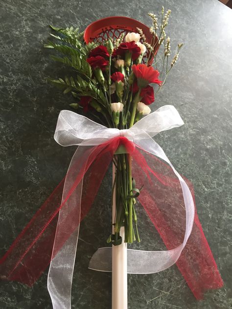 Lacrosse Stick Flower Bouquet, Lacrosse Bouquet, Lacrosse Senior Night Ideas, Senior Night Lacrosse, Senior Night Ideas, Lacrosse Party, Spirit Buttons, Sports Ideas, Senior Day